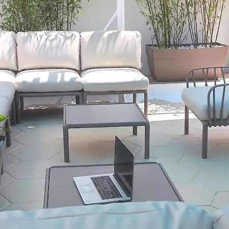 Coastal Apart.2 Personas, Fibra Optica, Piscina Bar * Los Cristianos (Tenerife)